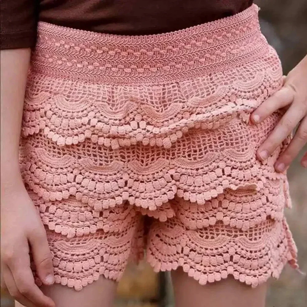 Alt B Orange Crochet Lace shorts Size Medium